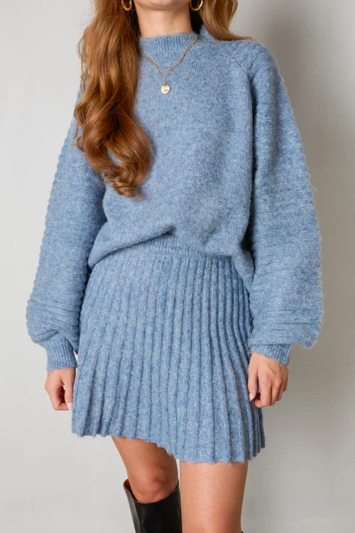 Renazi  | Pull et jupe plissés élégants nina
